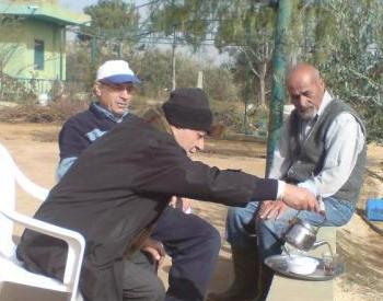كم تمنيت أن أكون معكم للإستمتاع ب (كباية شاي)