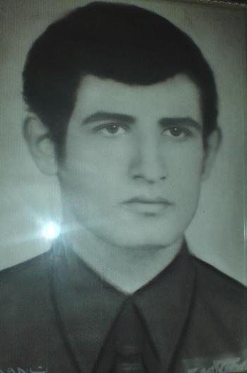 غالب عكر اول شهداء القافلة