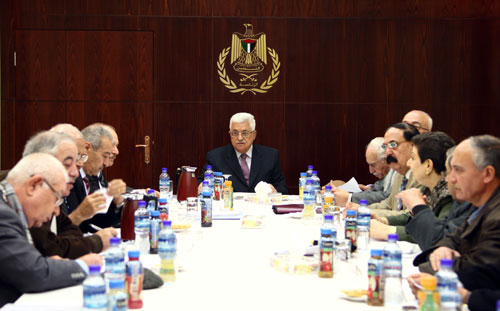 القيادة الفلسطينية اشترطت تبادل الأراضي على أن تكون متساوية في المقدار والجودة القيادة الفلسطينية اشترطت تبادل الأراضي على أن تكون متس