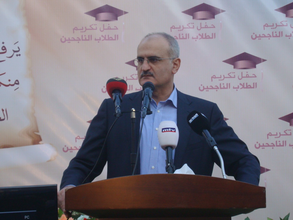 الوزير علي حسن خليل متحدثا في احتفال عديسه