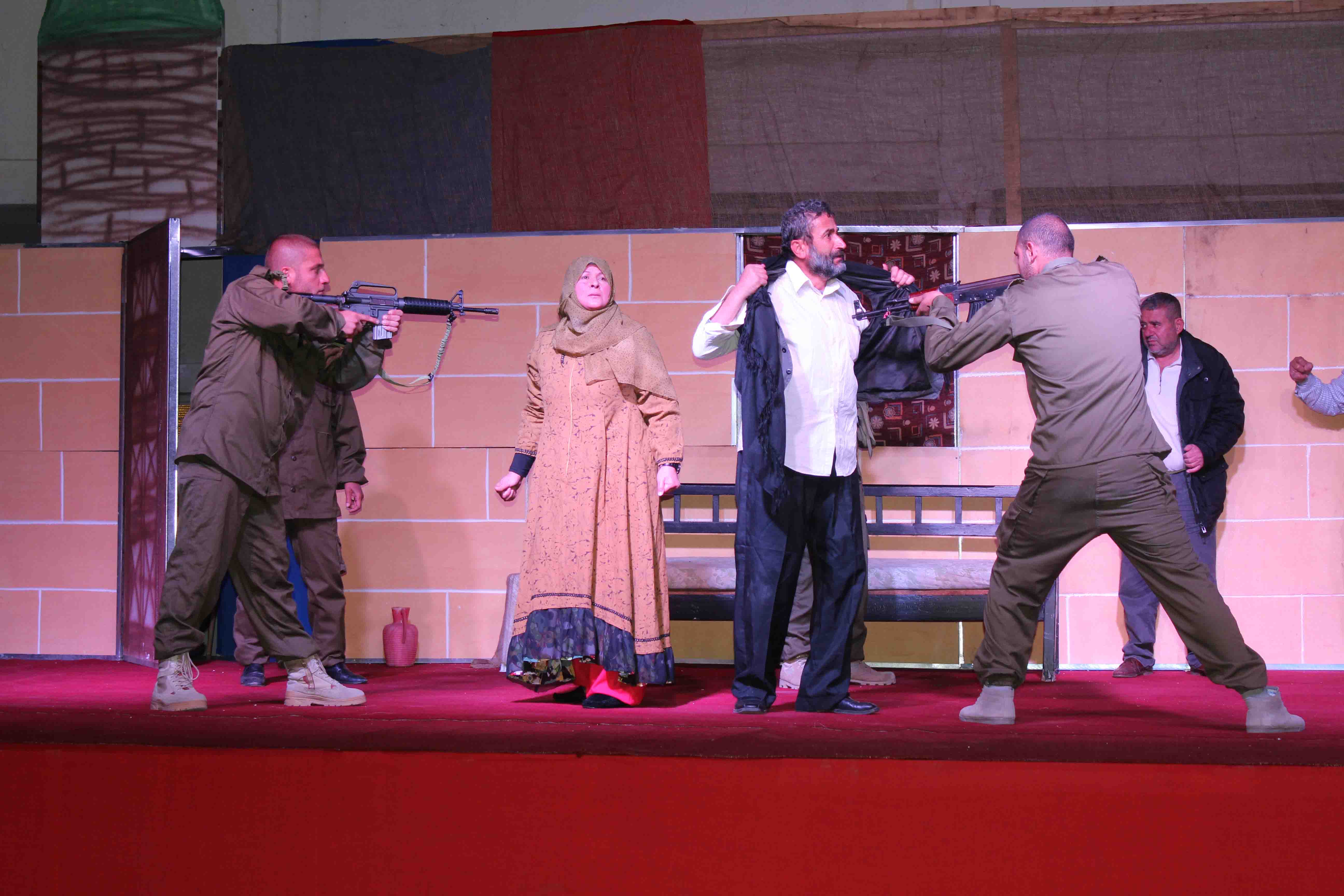مسرحية \