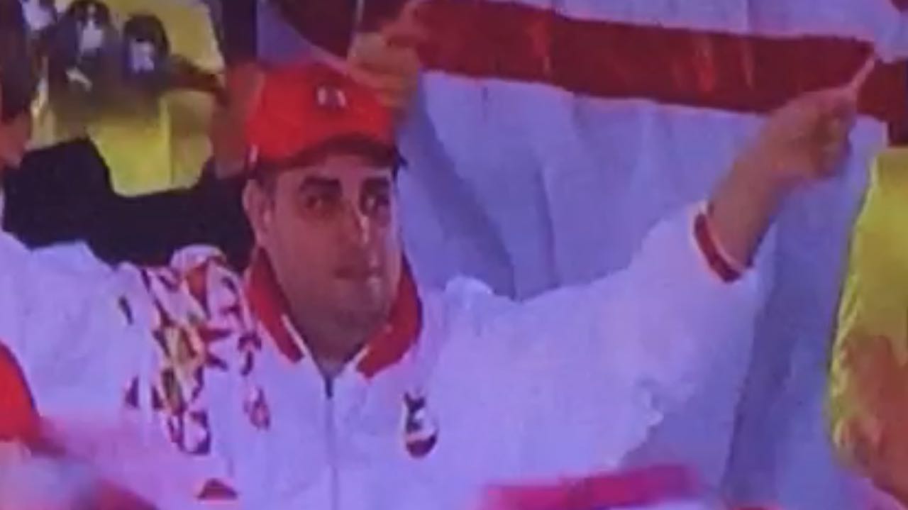 وسام شيري. هو ورفاقه في البعثة اللبنانية الى الالعاب الاولمبية الصيفية في ريو دي جانيرو أثبتوا أنهم رياضيون ومقاومون