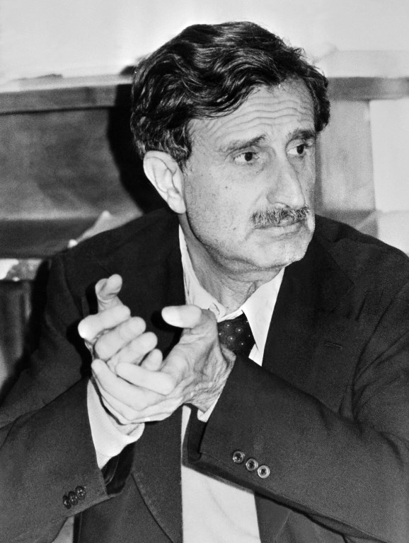 كمال جنبلاط عام 1976
