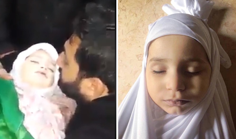 والد الطفل محمد وهبي يودع فلذة كبده بالقبلة الأخيرة
