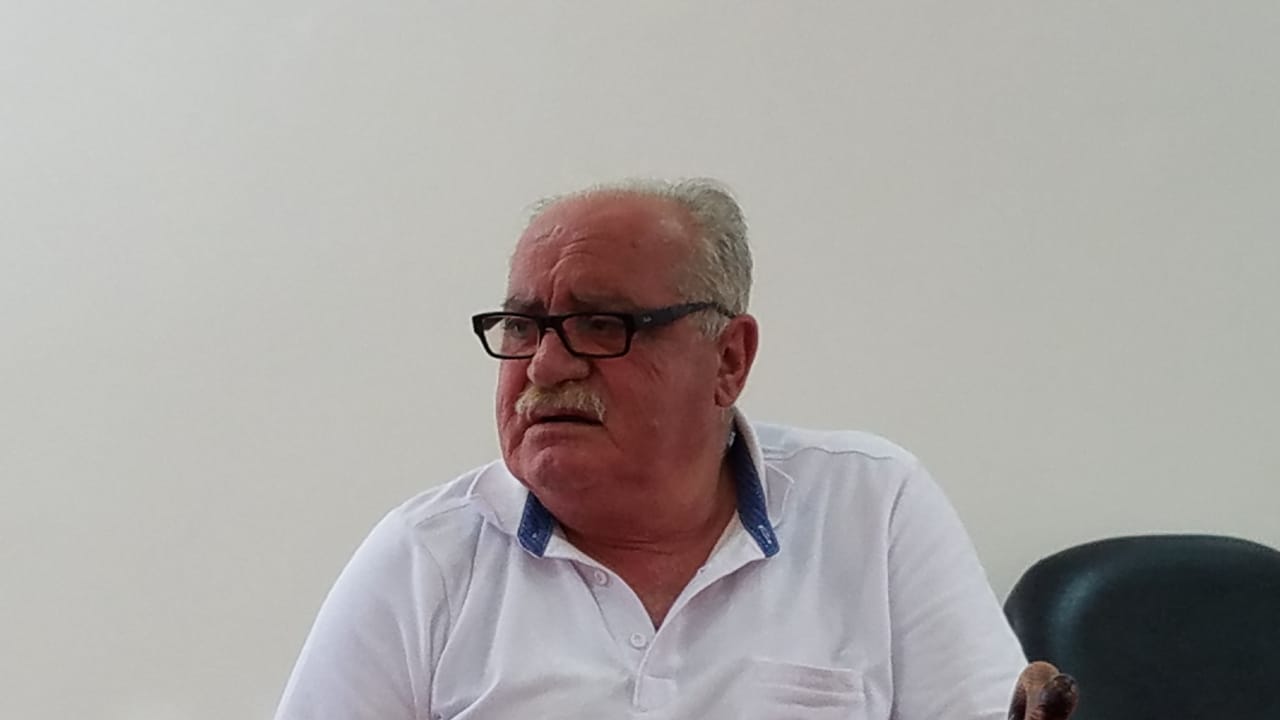 الدكتور علي عبدالله نودعك ونحن بأمس الحاجة الى عطائك و جهدك و حرصك مهما اختلفنا في النظرة الى بعض التفاصيل