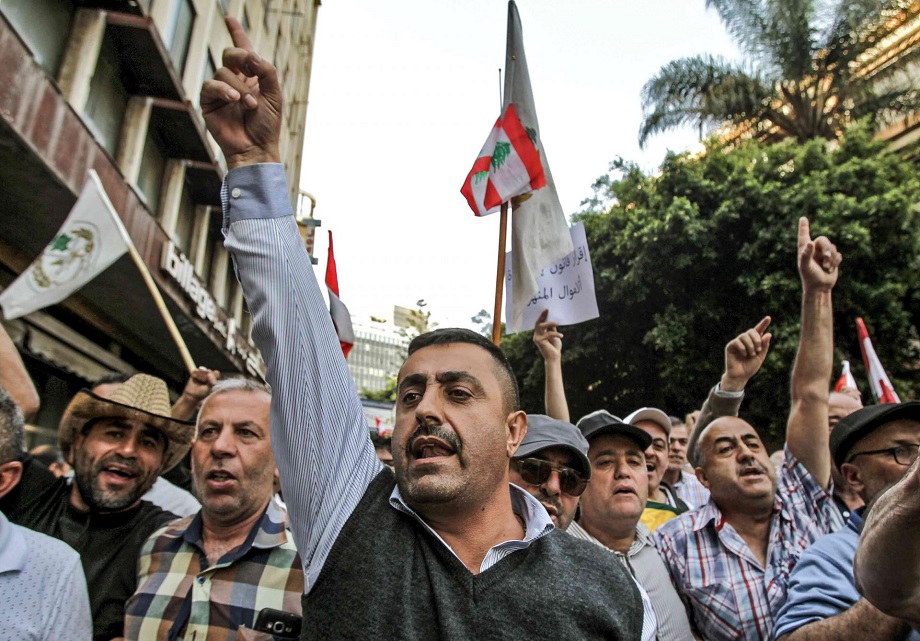 احتجاجات عسكريين متقاعدين في لبنان: لا سكوت على الظلم 