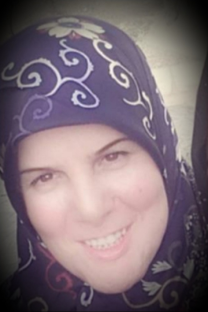 المأسوف عليها المرحومة آمال كامل درويش
