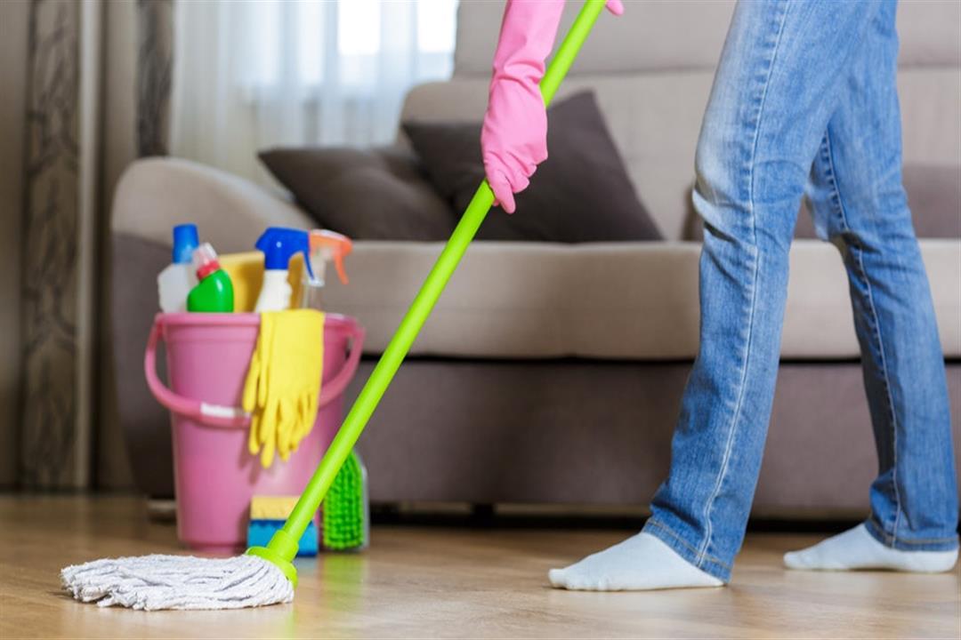 2-تنظيف الأرضيات