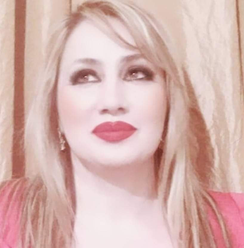 الفنانة التشكيلية فريال فياض