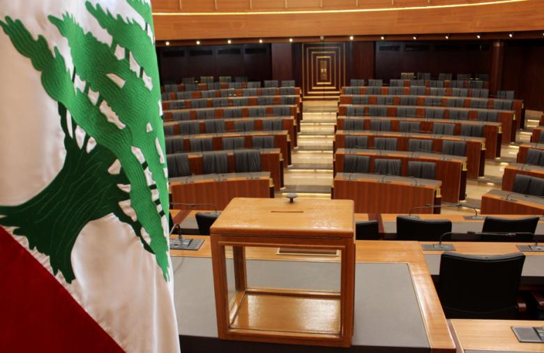بعد انتصارنا على وقاحة محتلين وعملائهم، يتنافس زعماؤنا على حصد المرتبة الأولى في انعدام الحياء