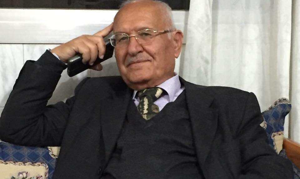 إبن بلدة الشرقية، المرحوم الأستاذ هاني شعيب (صهر عائلة عبد الحسين إسماعيل عبدالله)، الذي ساعد في تأمين العلم والخبر لجمعية المكتبة العامة في الخيام رغم صعوبة الأمر يومها