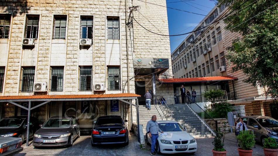 من بين الموقوفين في بعبدا موظفين كبار في الدائرة العقارية (جورج فرح)