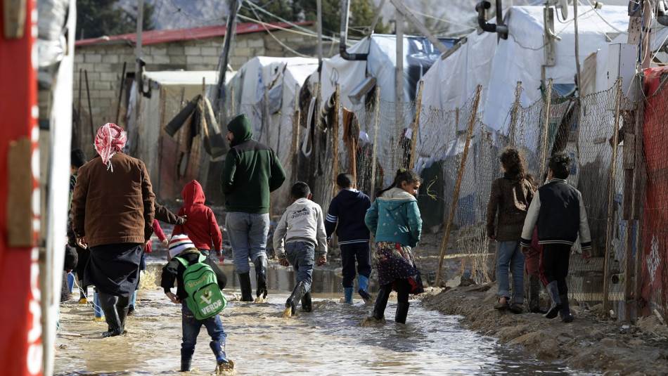 نزوح ما لا يقلّ عن 55,183 شخصًا من الجنوب اللبناني (Getty)