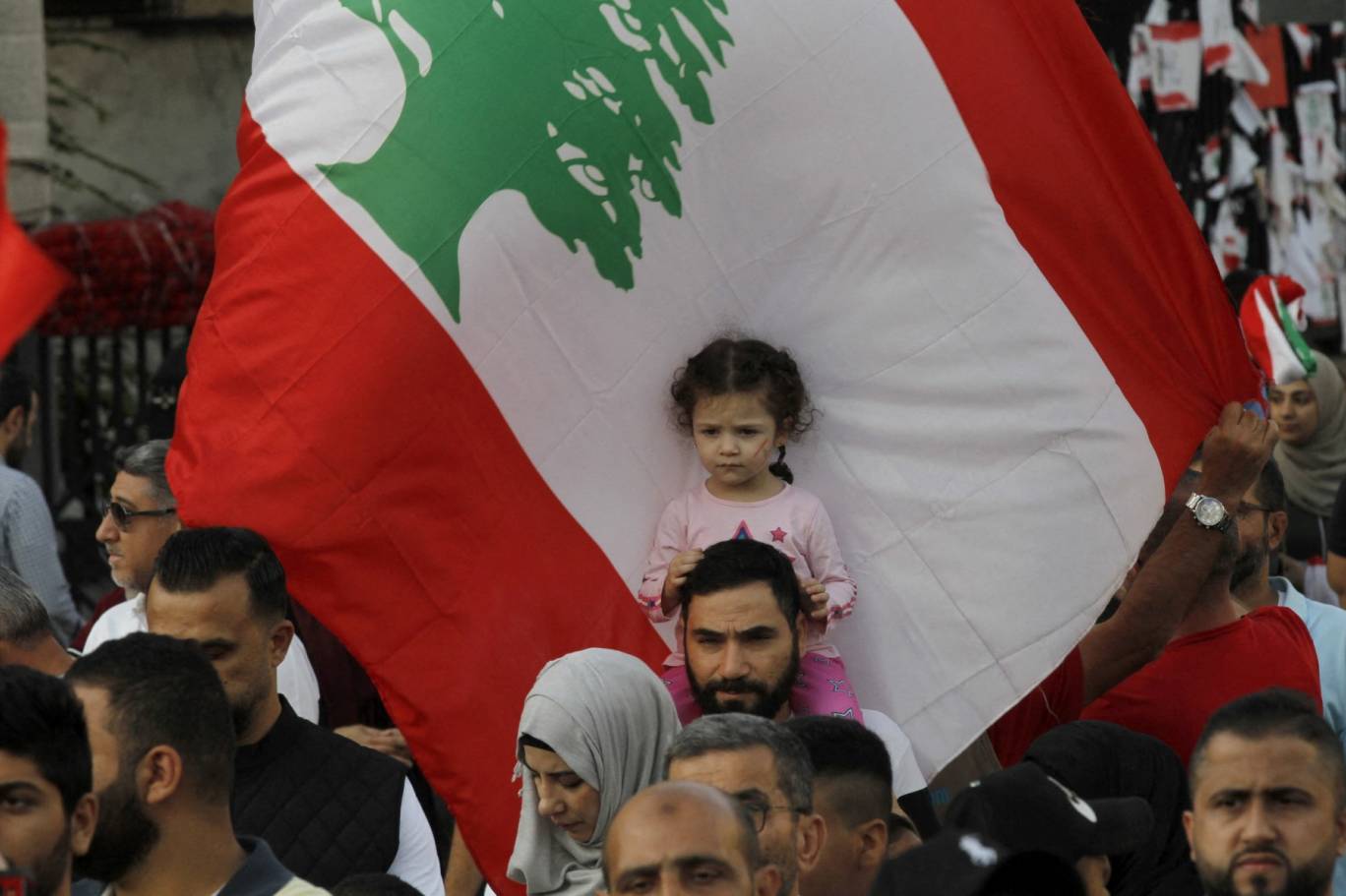 تأتي هذه المخاوف في سياق ارتباط حزب الله سياسياً واستراتيجياً وتمويلاً وتسليحاً بإيران (أ ف ب)